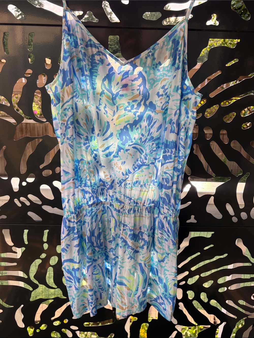 Lilly Pulitzer Deanna Aqua “Salty Seas” Into The Blue Romper Spaghetti Straps LG - Picture 4 of 4